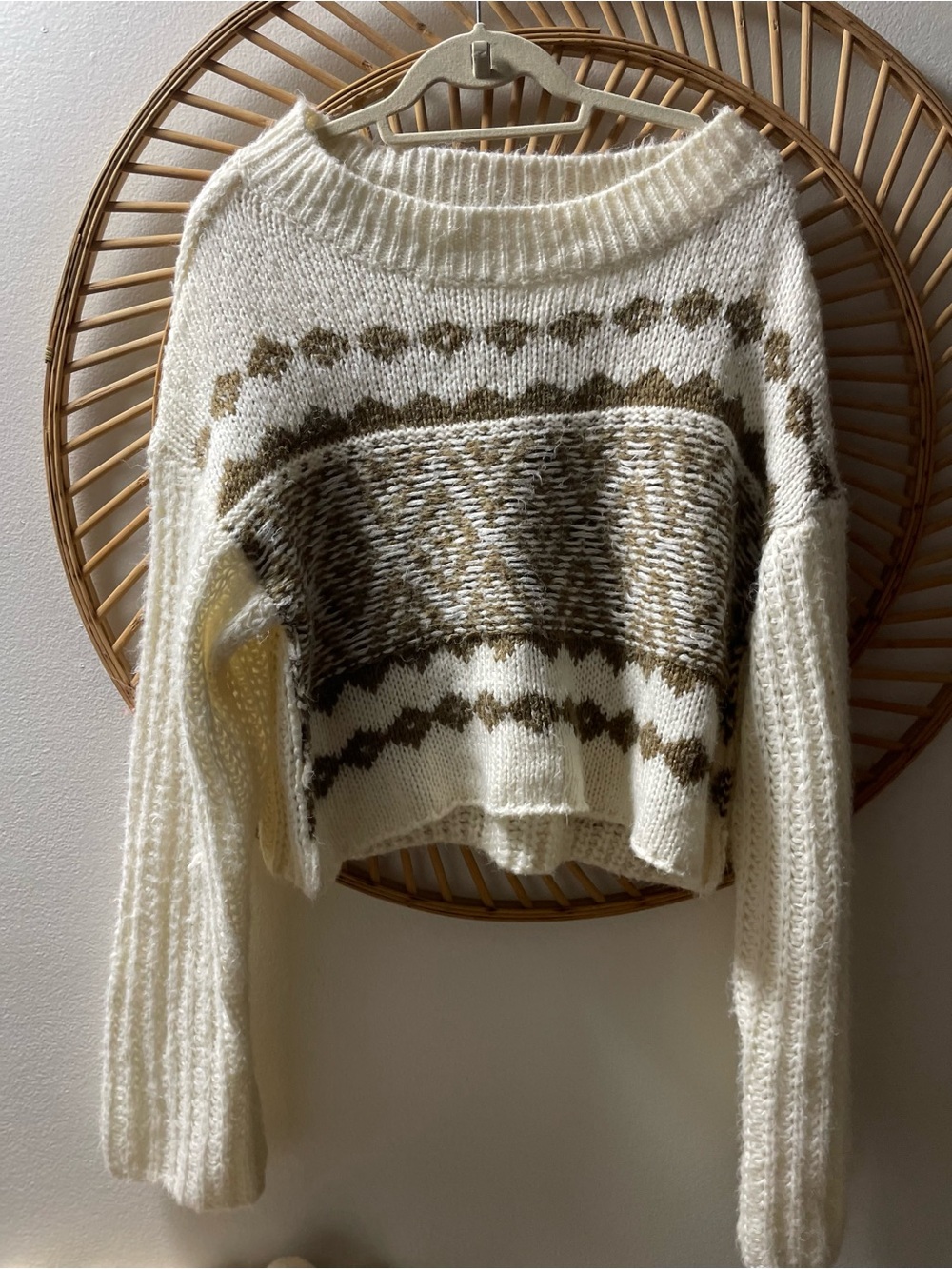 Aakaa Ivory & Olive Fair Isle Cropped Crewneck Sweater